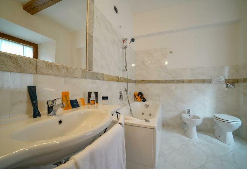 Номер Стандарт Трехместный, Abetone E Piramidi Resort