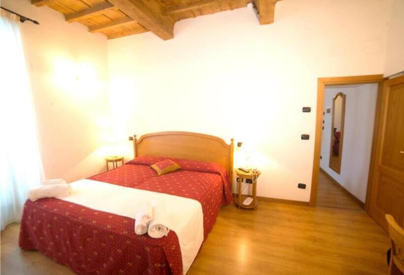 Семейный Номер, Abetone E Piramidi Resort