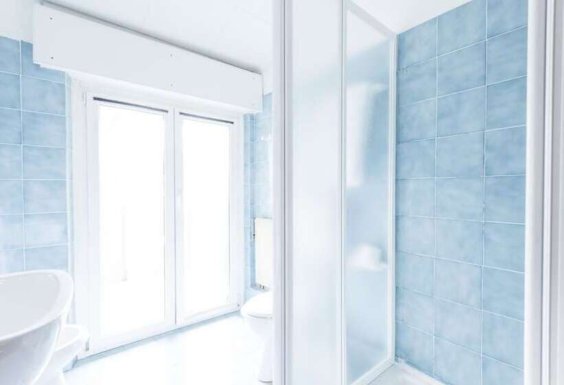 Quarto Triplo Estandar, Rubino