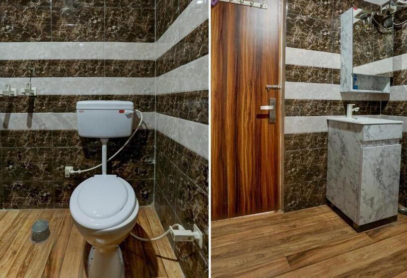 اتاق کلاسیک سه تخته, Super Collection O Hotel Walk Inn