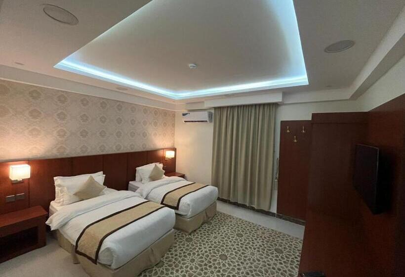 Студия Стандарт, هاوس إن House Inn
