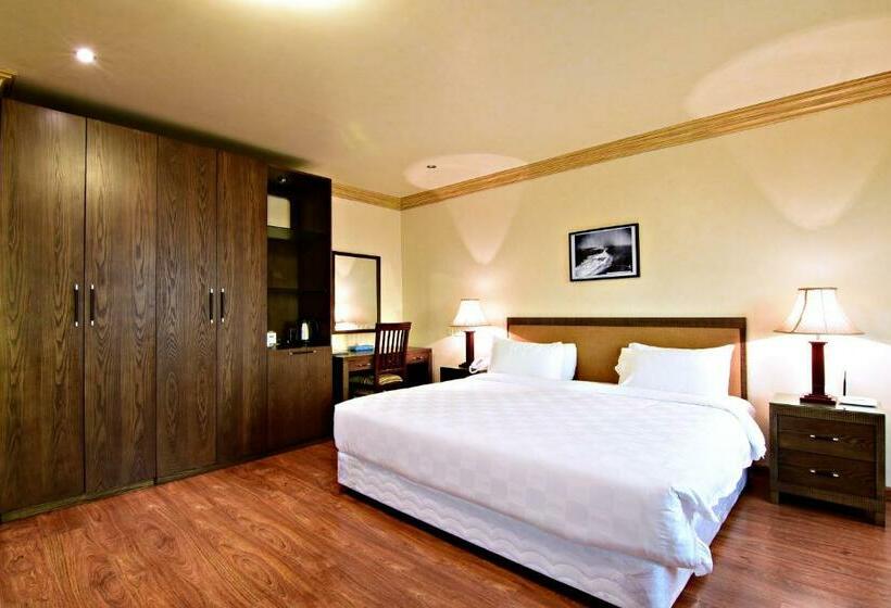 Люкс, Karan Sharq For Hotel Apartment