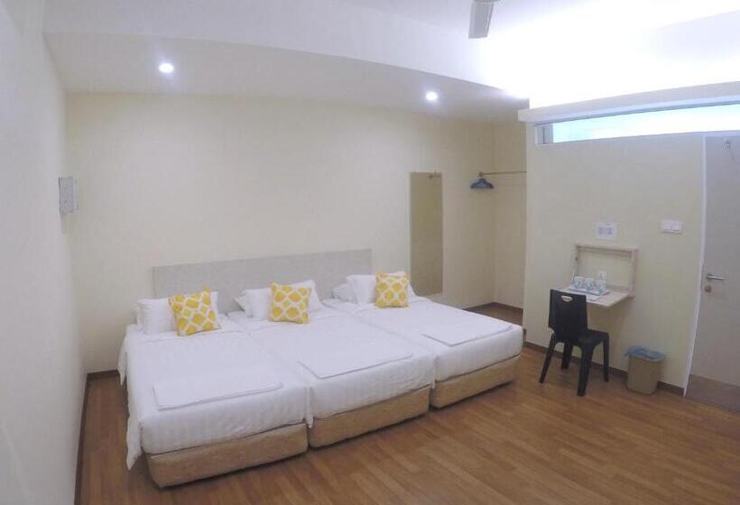 Номер Стандарт Трехместный, 1acs Residence