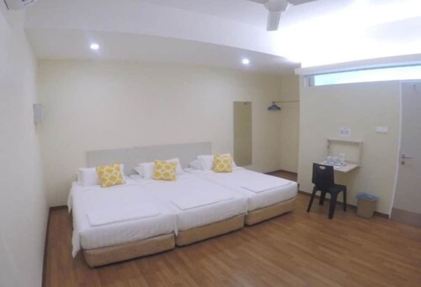 Номер Стандарт Трехместный, 1acs Residence