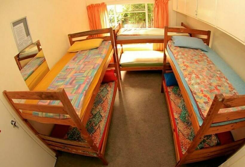 Кровать в Общей Комнате, Jeffreys Bay Backpackers