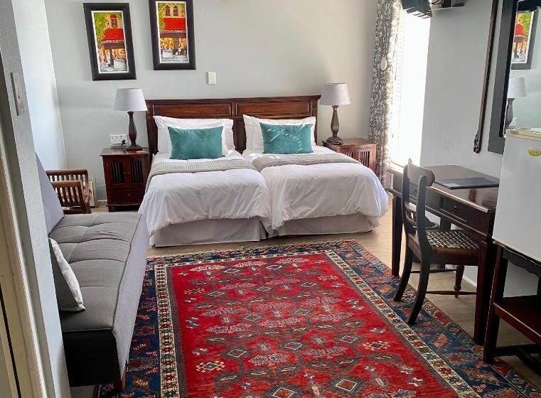 Семейный Номер, 3coloursblue Guest House