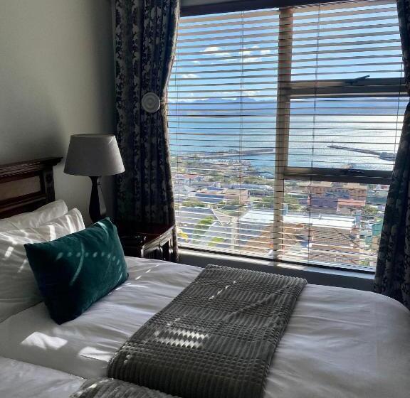 Семейный Номер, 3coloursblue Guest House