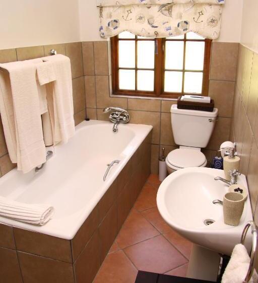 带2个卧室的套房, The Rose Cottage B&b