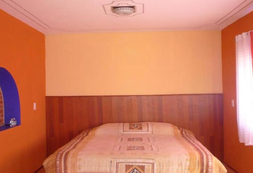 キングサイズベッドのスタンダードルーム, Hostal Quinto Sol Huamantla