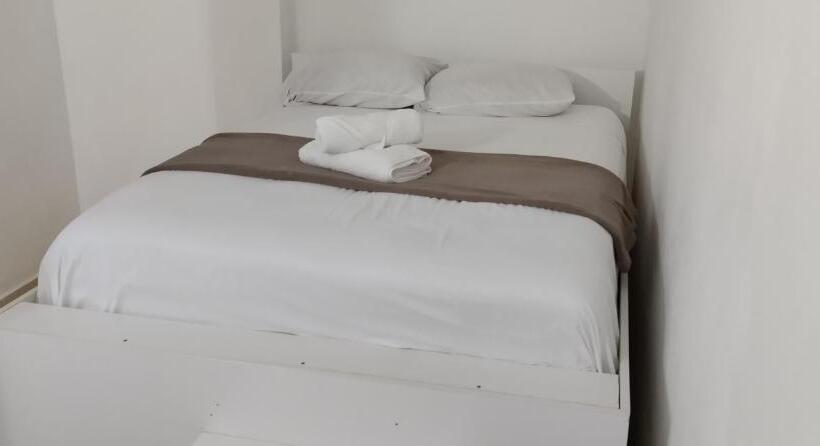 اتاق استاندارد, Hostal Loco Coco Loco