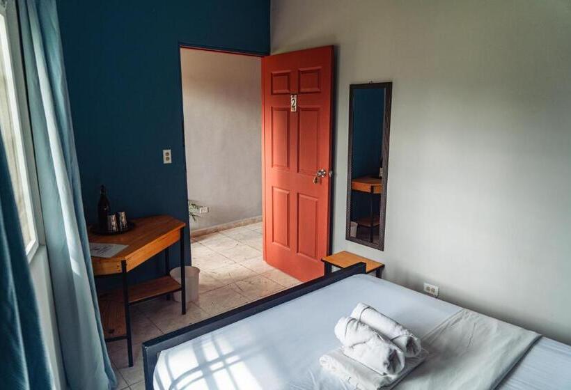Номер Стандарт Совместная Ванная, Bodhi Hostel & Lounge