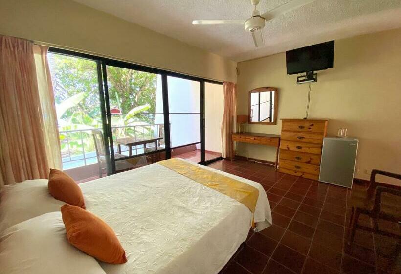 Quarto Estandar Vista Mar, Alegria
