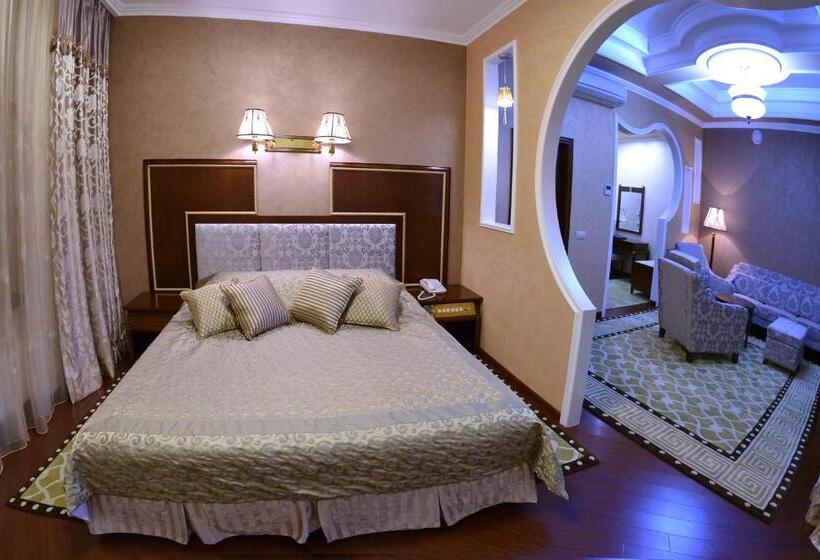 סוויטה עם ג'קוזי, Allureinn Hotel And Spa