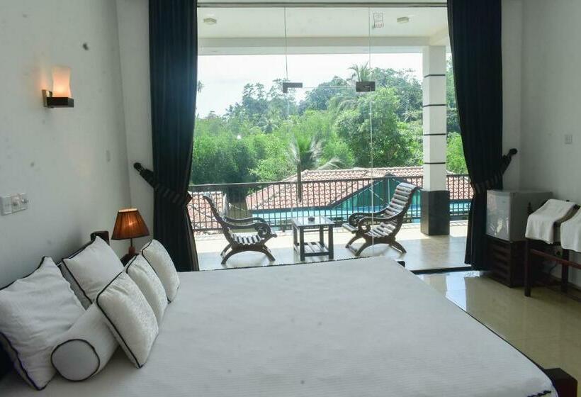 غرفة ديلوكس, Minuri Villa