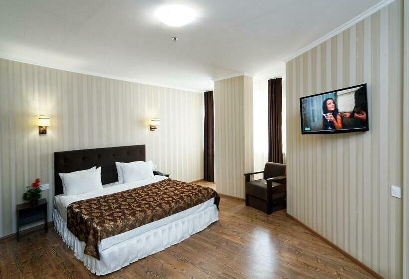 غرفة قياسية, Lisova Pisnia Resort