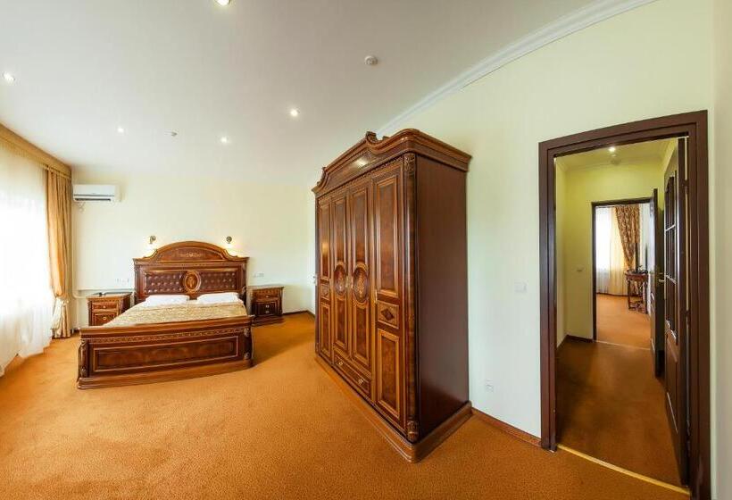 Апартаменты 1 Спальня, Resort Hotel Karpaty