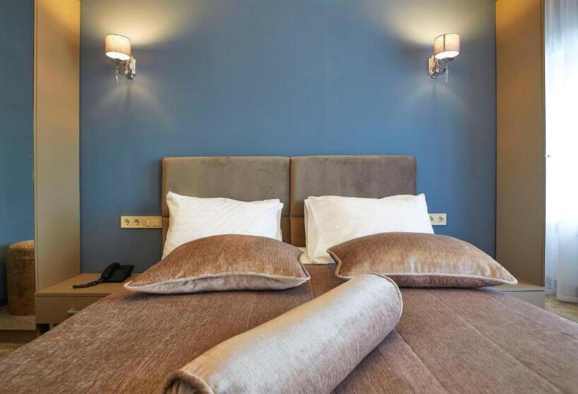 Апартаменты Deluxe 1 Спальня, Resort Hotel Karpaty