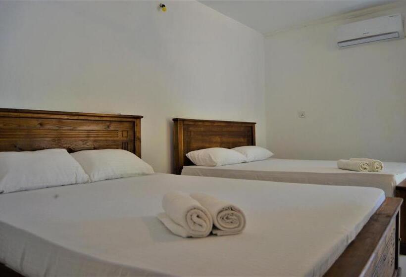 חדר משפחתי נוף לגינה, Shim Beach Resort