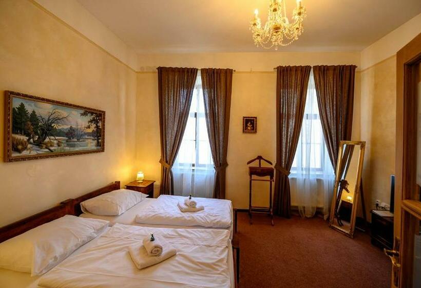 Номер Deluxe, Na Zámečku