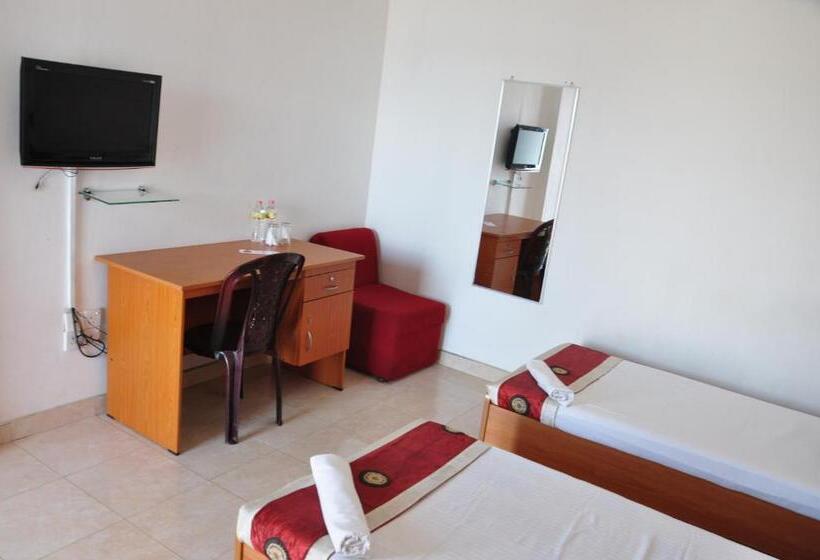 Номер Стандарт Трехместный, Villa