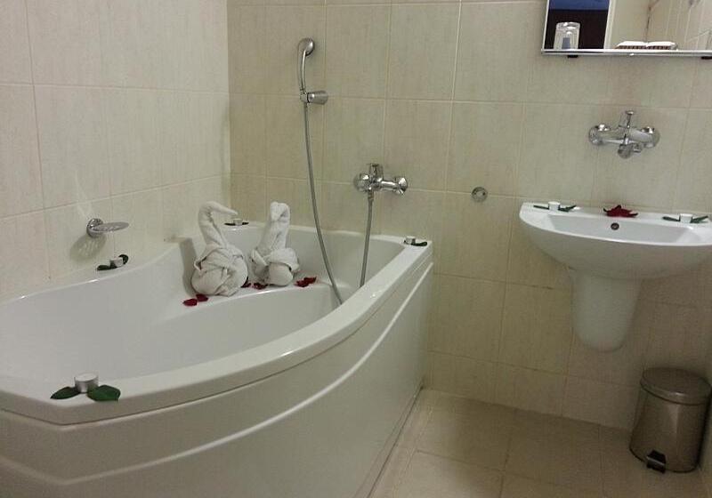 سوییت لوکس, Wellness Hotel Staré Město
