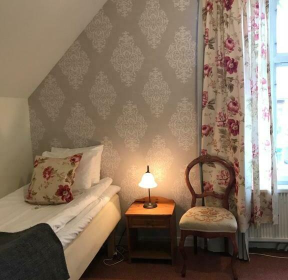 Habitación Estándar Individual, Grenna Hotell