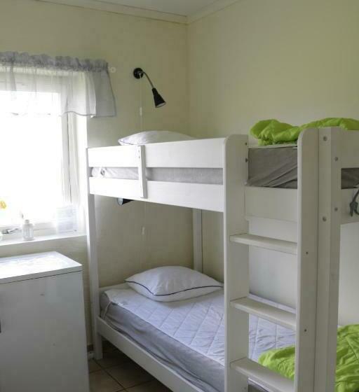 اتاق استاندارد چهار تخته, Kärraton Vandrarhem   Hostel