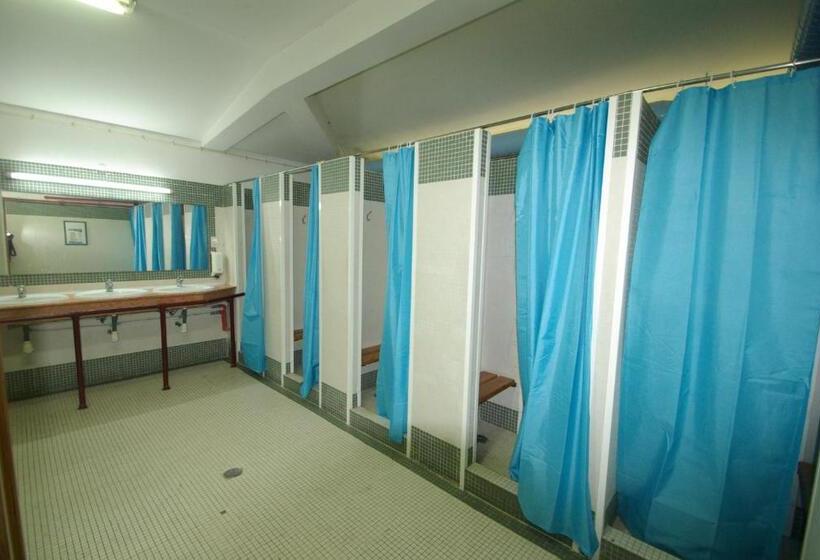 共用房间的床, Hi Almada  Pousada De Juventude