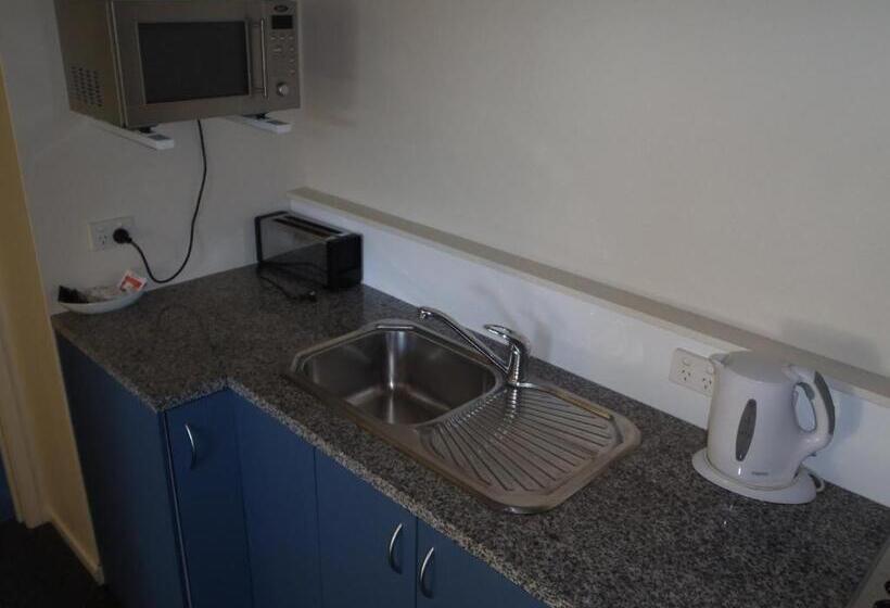 Апартаменты 2 Спальни, Bay Road Motels
