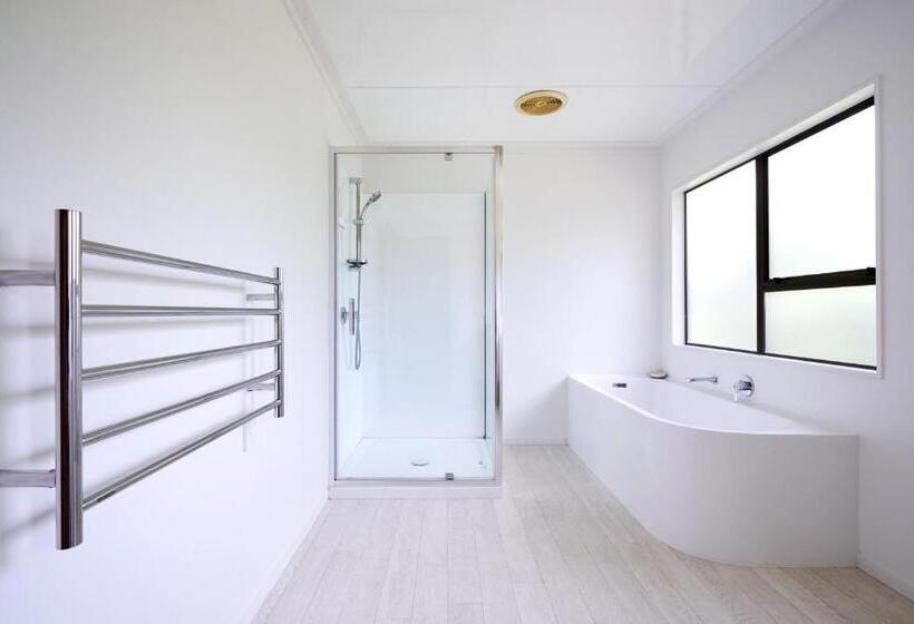 Дом 4 Спальни, Te Mata Views Resort
