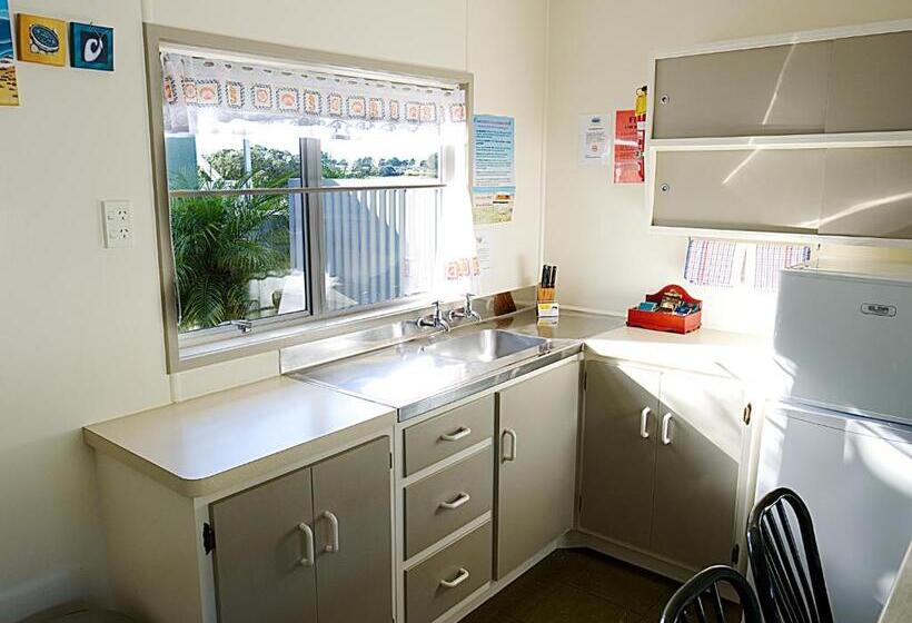 Семейный Номер, Tairua Shores Motel