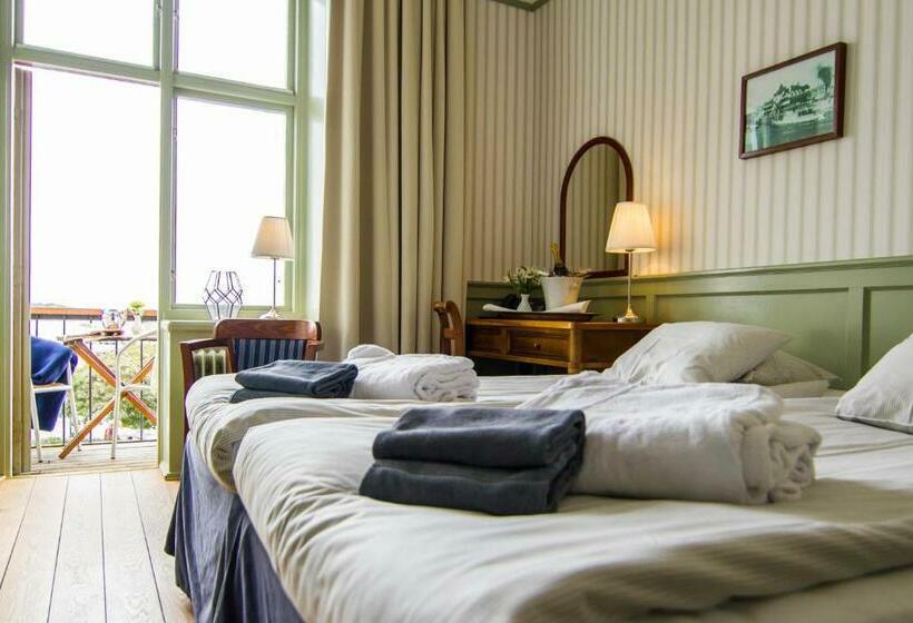 Номер Стандарт Вид на Море с Балконом, Waxholms Hotell