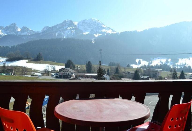 سوئیت جونیور با چشم‌انداز کوهستان, B&b Rosaly