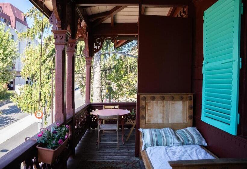 סוויטה, Le Chalet D Ouchy