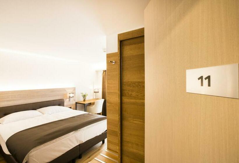 Номер Стандарт, Romantik Hotel Le Vignier