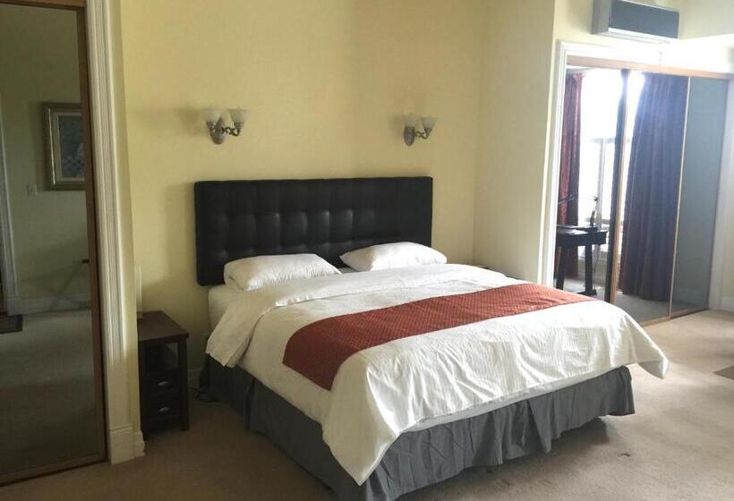 带大床的套房, Grey Rose Suites
