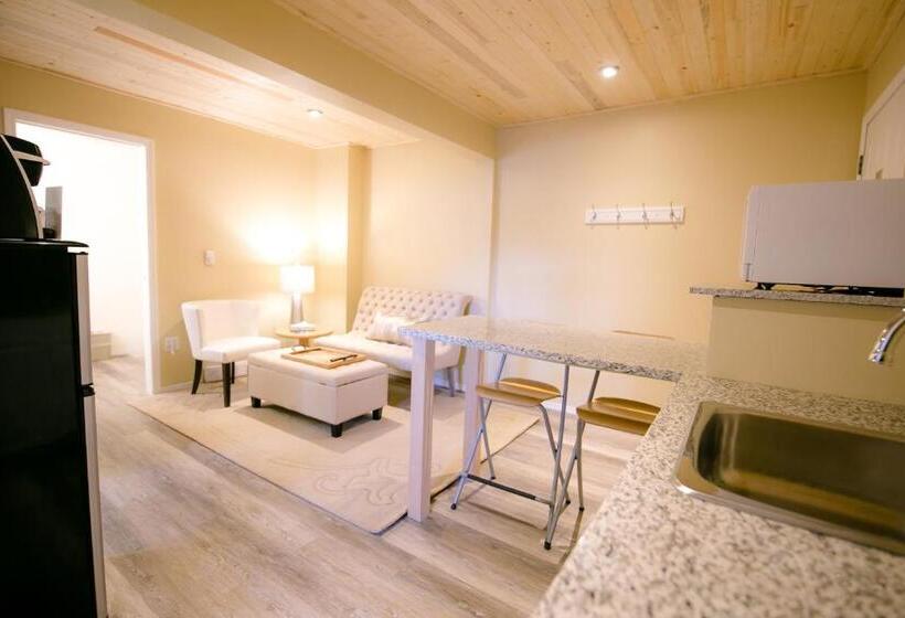 Family Suite, Crystal Springs Lodge