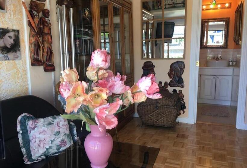 Люкс Кровать Квин, Diana S Luxury Bed And Breakfast