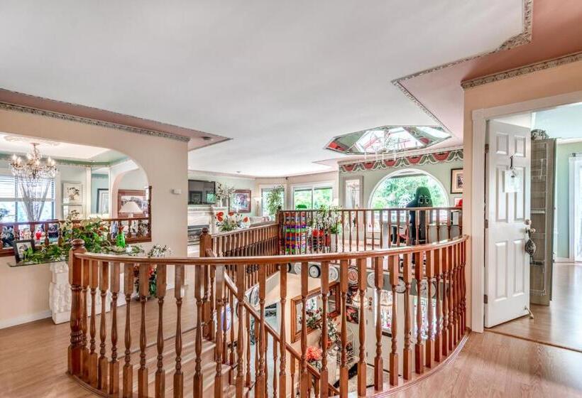Люкс Кровать Квин, Diana S Luxury Bed And Breakfast