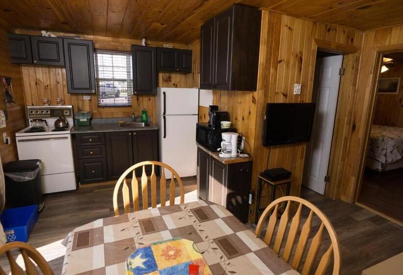 کلبه ییلاقی, North Rustico Motel & Cottages