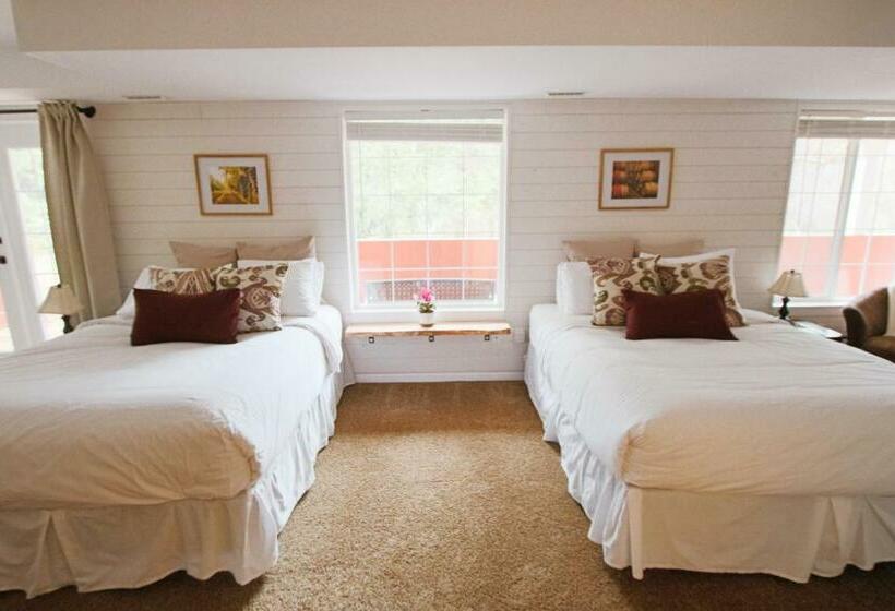 Номер Стандарт Вид на Сад, The Inn At The Ninth Hole Bed & Breakfast