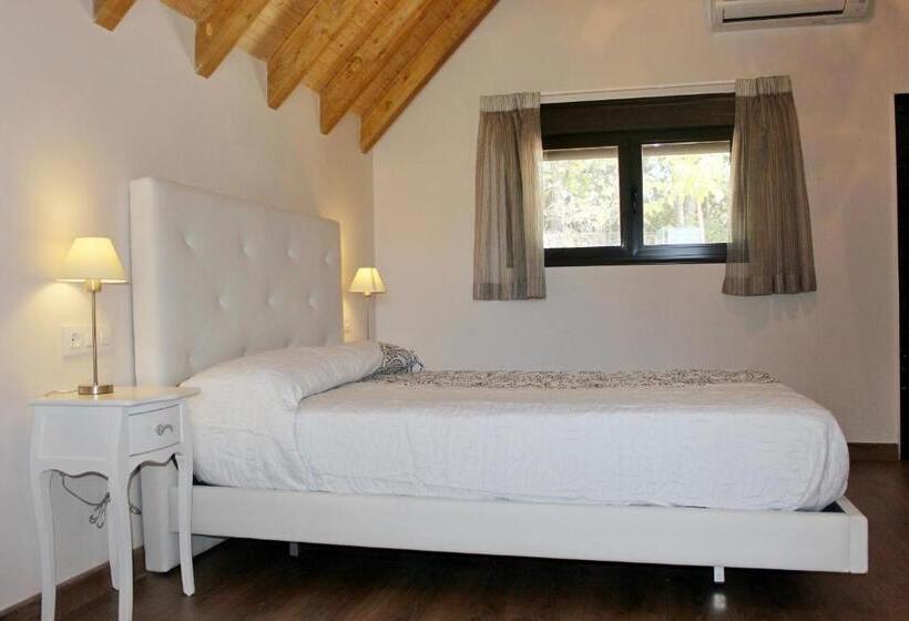 Полулюкс, Complejo Rural La Coronilla