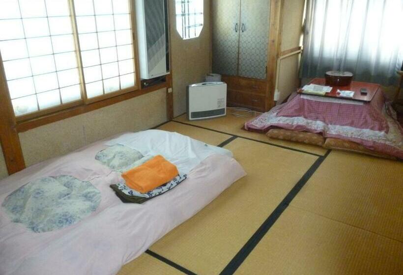 Номер Стандарт, Uotoshi Ryokan