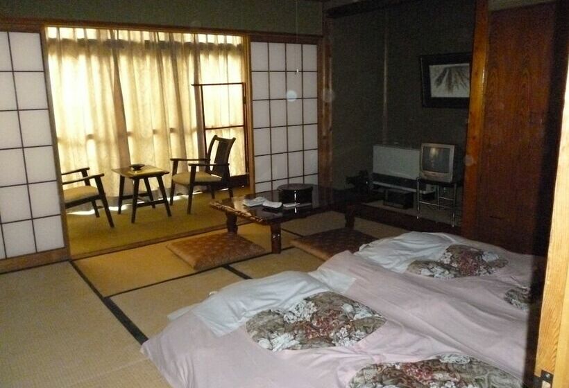 Номер Стандарт, Uotoshi Ryokan