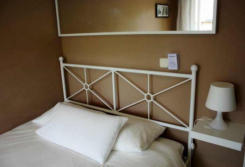 带共用浴室的标准房间, B&b Inés