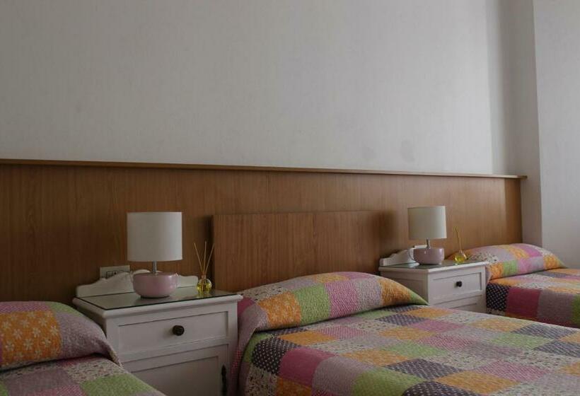 מיטה בחדר משותף, Albergue Turistico Silleda