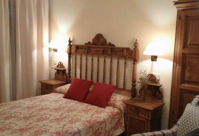 Номер Стандарт с Террасой, Hostal Rural Cumbres De Castilla