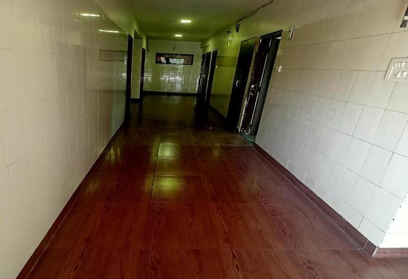 Номер Deluxe, Geetanjali St Bus Stand Panvel