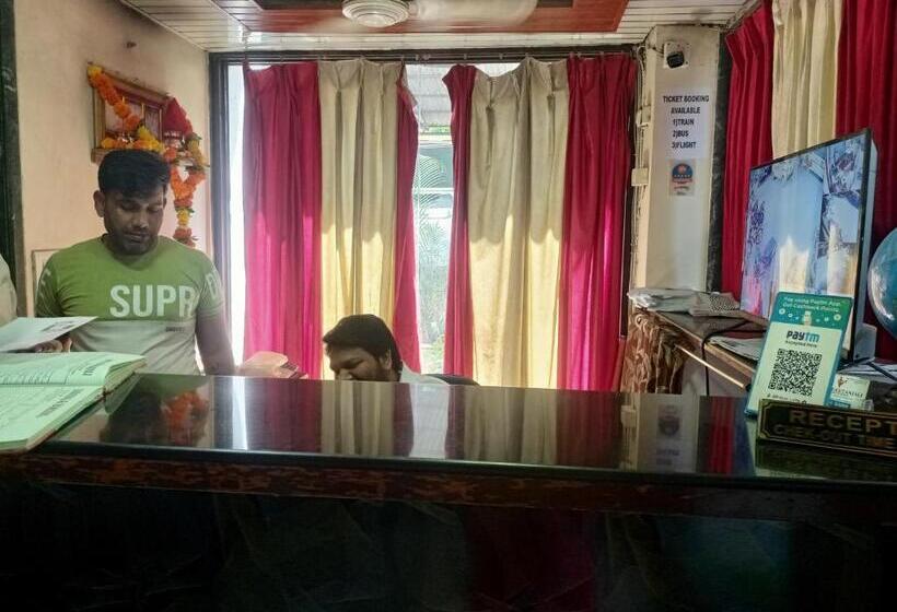Номер Стандарт, Geetanjali St Bus Stand Panvel