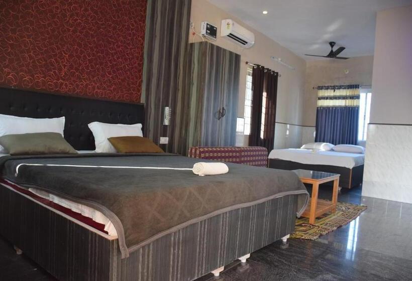 带阳台套房, Vinodhara Guesthouse